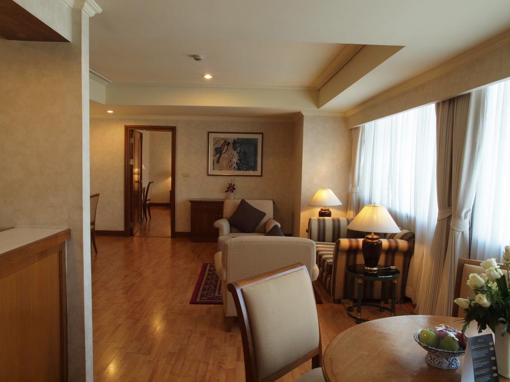 Rembrandt Suites Bangkok Dış mekan fotoğraf