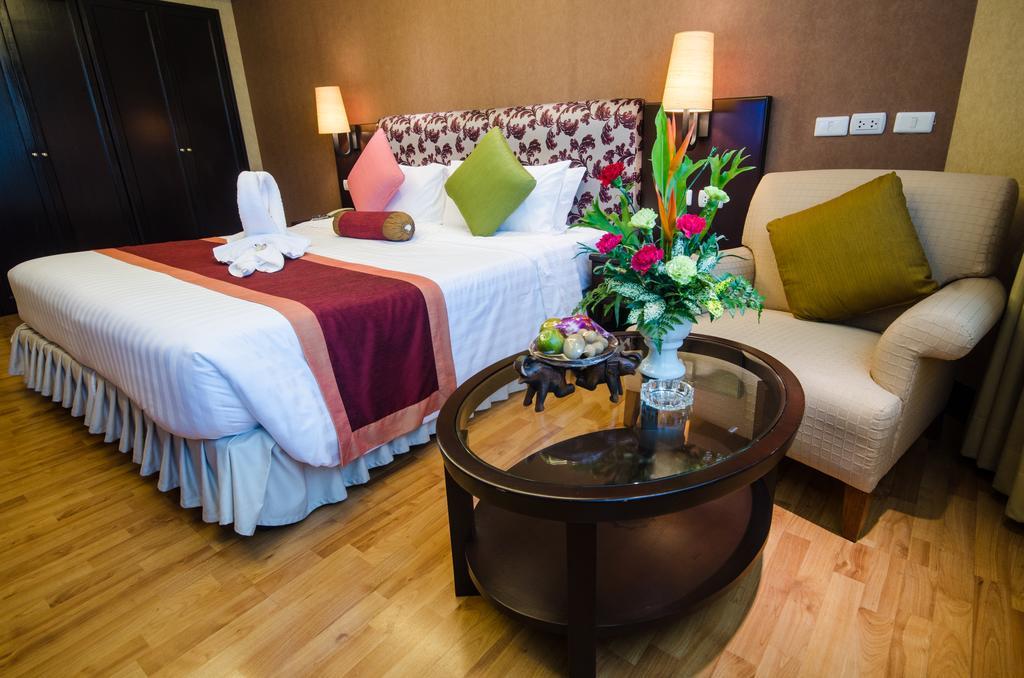 Rembrandt Suites Bangkok Dış mekan fotoğraf