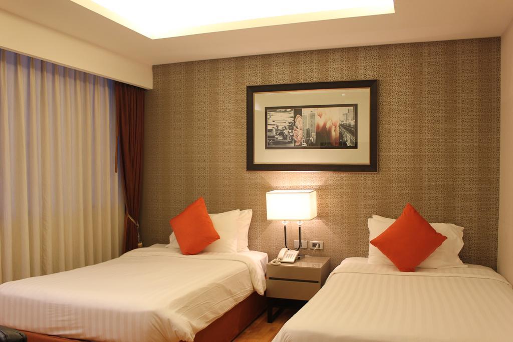 Rembrandt Suites Bangkok Dış mekan fotoğraf