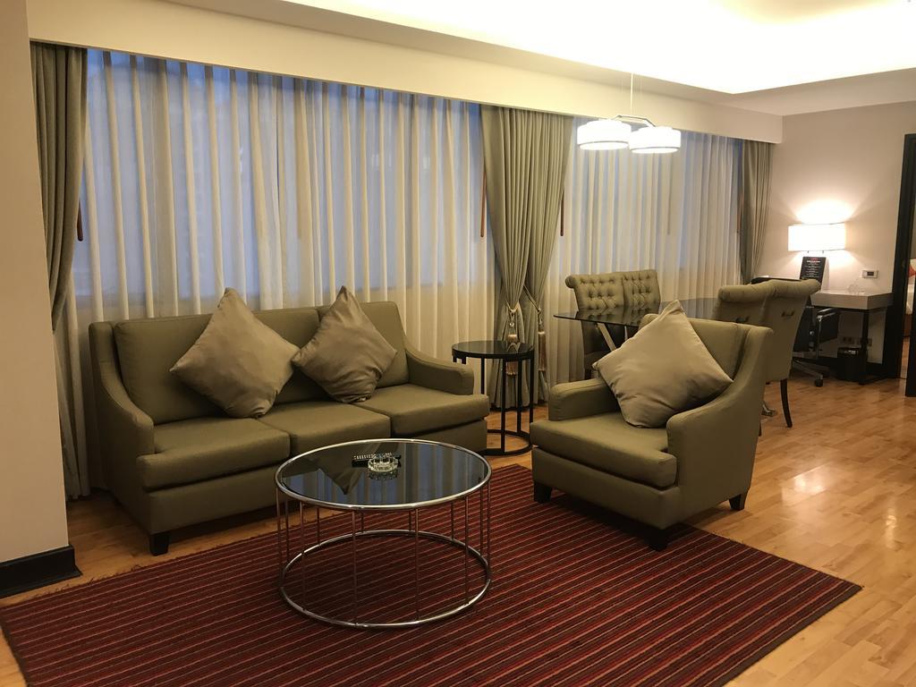 Rembrandt Suites Bangkok Dış mekan fotoğraf