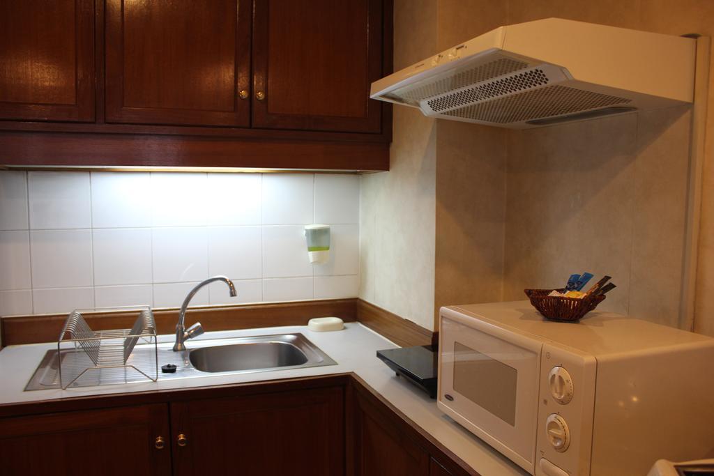 Rembrandt Suites Bangkok Dış mekan fotoğraf